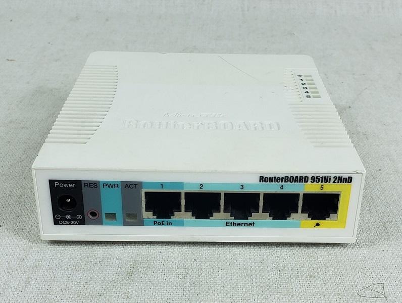 MikroTik RB951Ui-2HnD 2.4GHz AP 5 Ethernet Ports Route