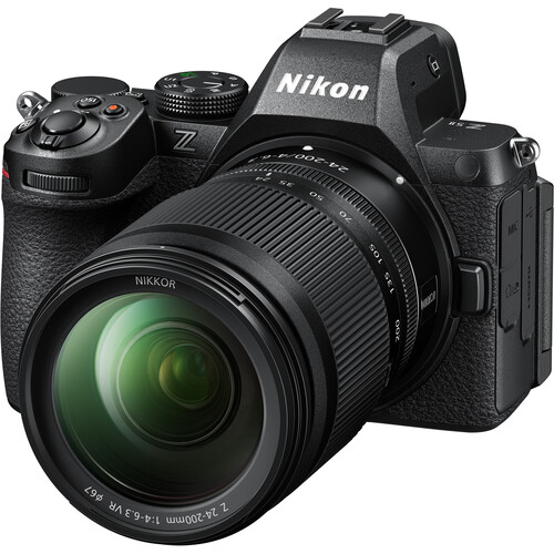 NIKON Z5 WITH 24-200MM F4-6.3 VR LENS
