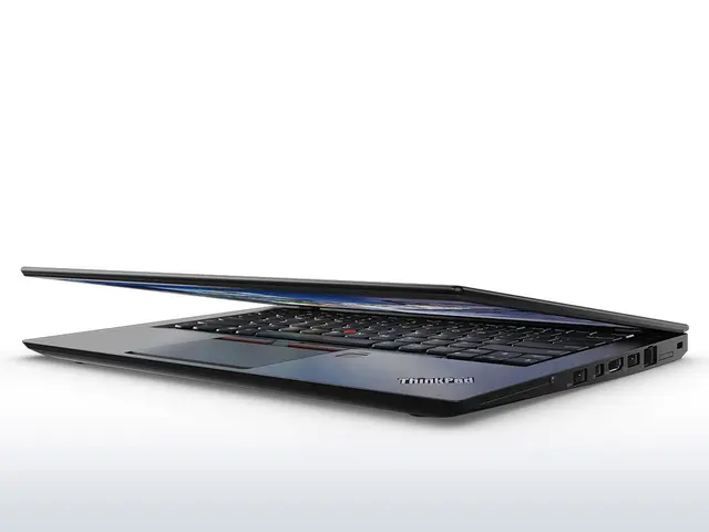 Lenovo ThinkPad T460s Core i7 6th Gen 8GB RAM 256GB SSD Non-Touch - Gallery Image 2